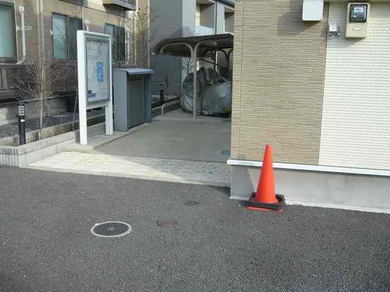 レオネクストミキフィールド エントランス