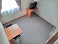 レオパレスラーク 居間