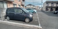 レオパレスアイリス学研台Ⅱ 駐車場
