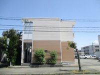 レオパレスプレミールⅡ 外観