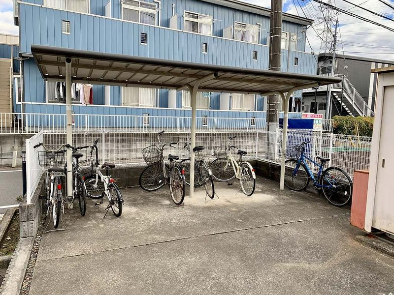 レオパレスカネエーズ春日 共用部分