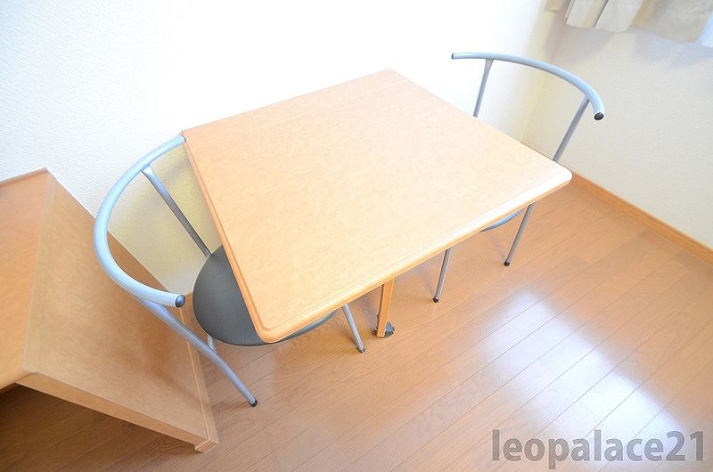 レオパレスフレンド その他