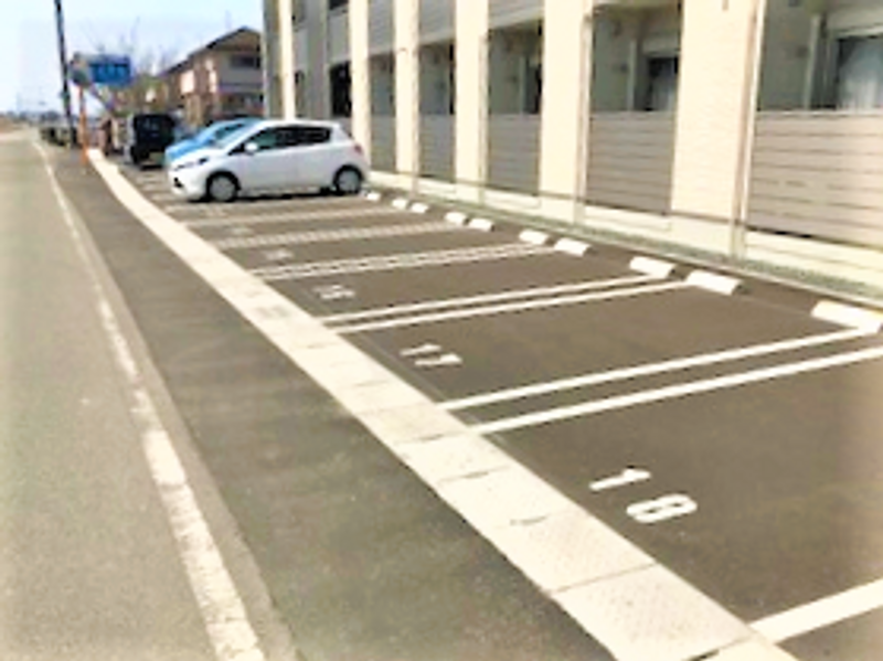 クレイノ永歌 駐車場