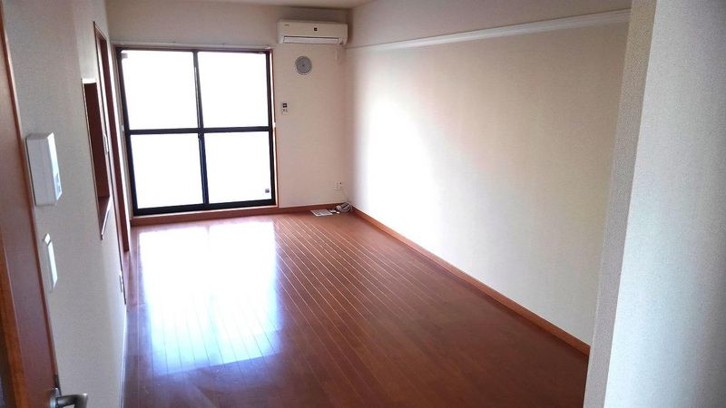 LEONEXT OHANA Living room