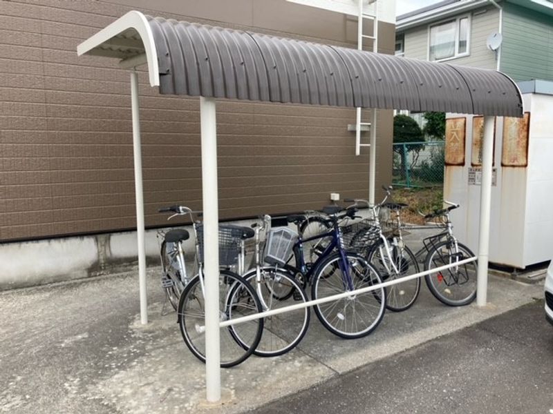 レオパレスエミール美原台Ａ館 共用部分