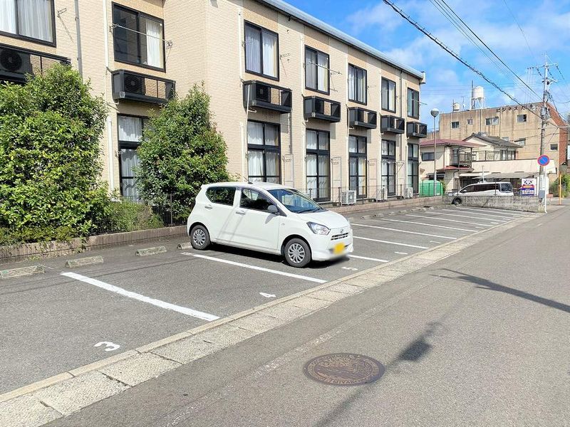 レオパレスＭＵＴＡ 駐車場