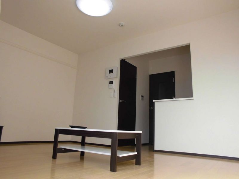 レオネクストＮＡＧＯＭＩ 居間