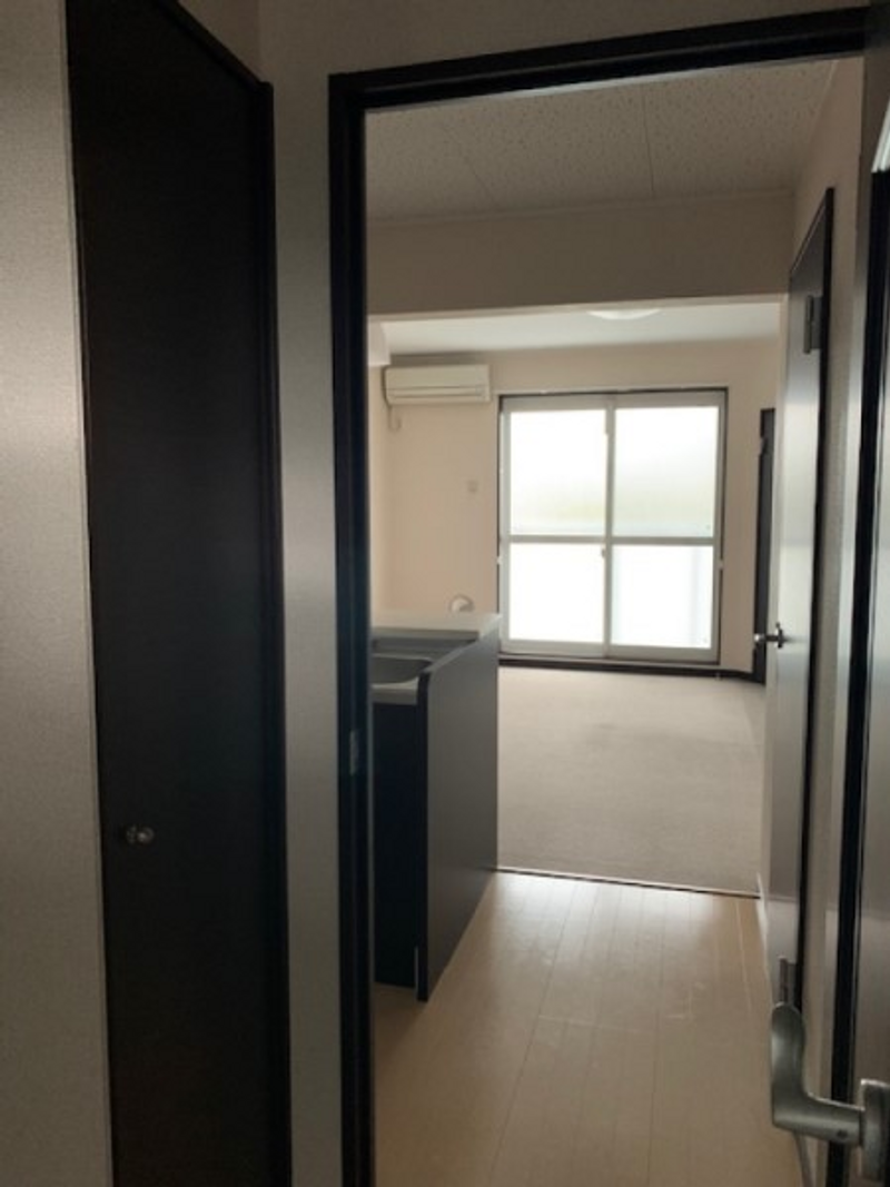 LEONEXT Shinkai Living room