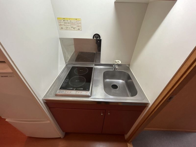 レオパレスウイングコートヤチヨ キッチン