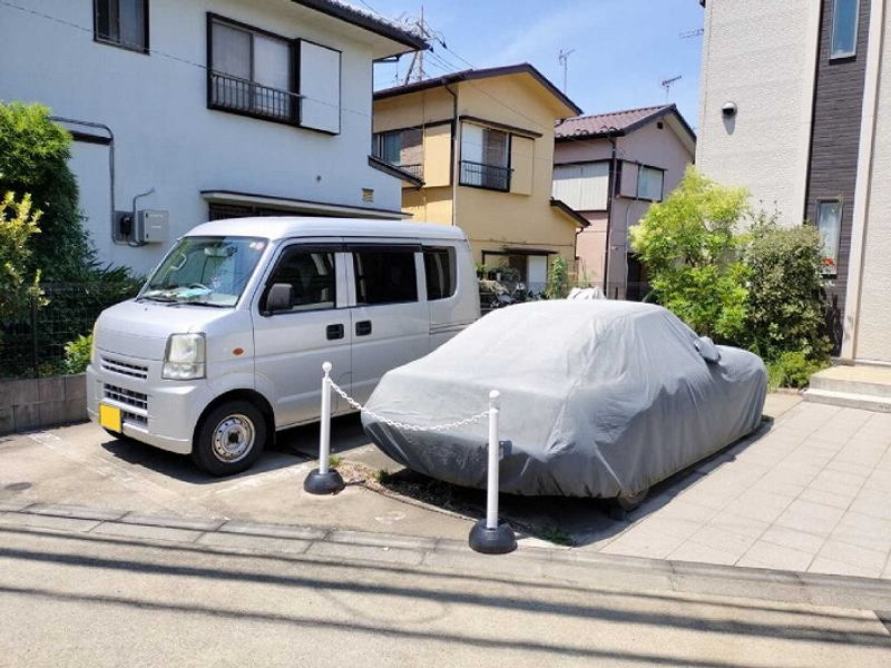 レオネクストプランドール多摩川 駐車場