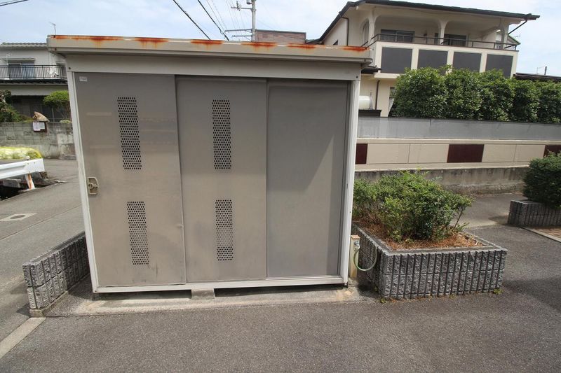 レオパレスフローラ湯築 共用部分