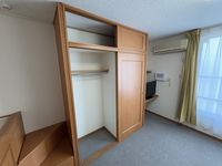 レオパレスジェルソミーナ 収納