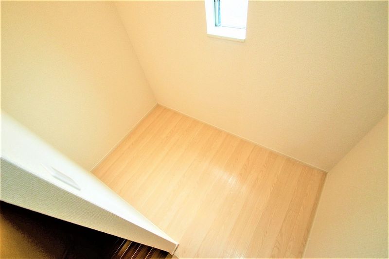 クレイノＡＫＩＮＡ その他