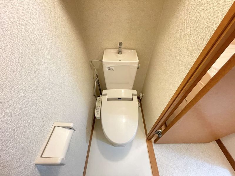 レオパレスタカネ．台 トイレ