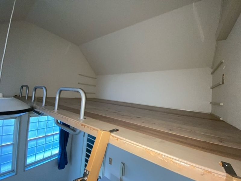 レオパレス東金町第６ 収納