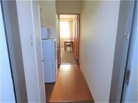 レオパレスフロイデン 玄関
