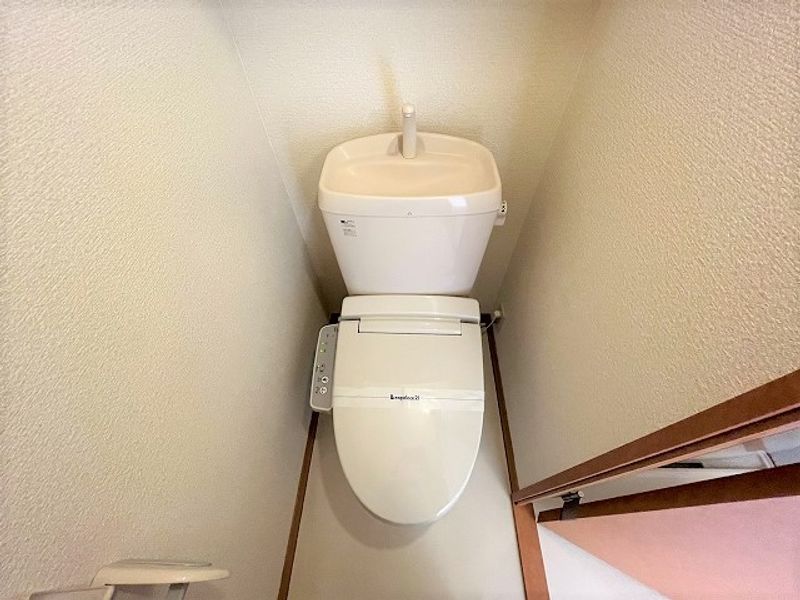 レオパレスプロスペラーＫＯＫＡＤＯ トイレ