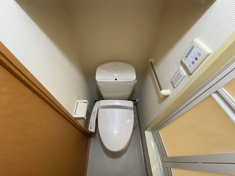 レオパレス北新博労町 トイレ