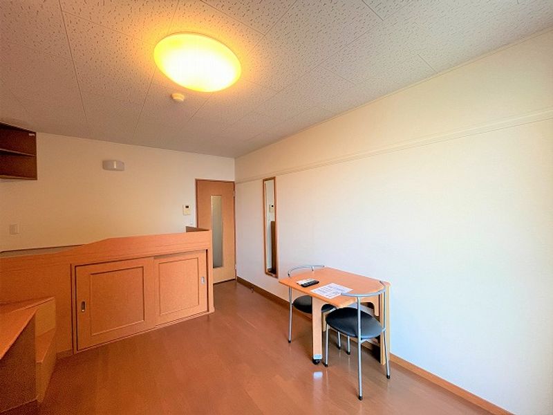 レオパレス泉南ウィロー 寝室