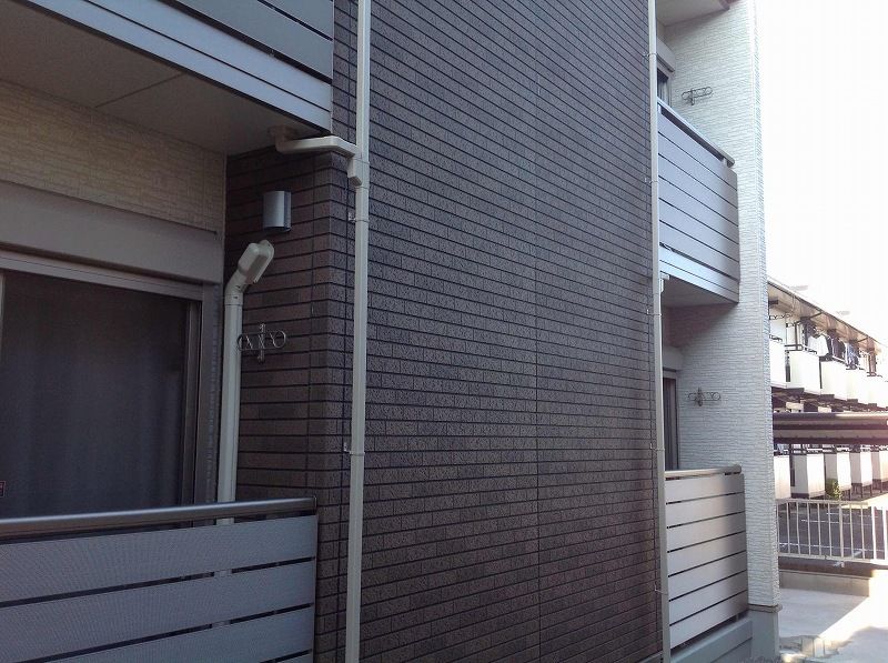 CLEINO Cherry Balcony