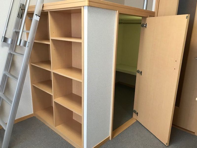 レオパレスブリリアント 収納