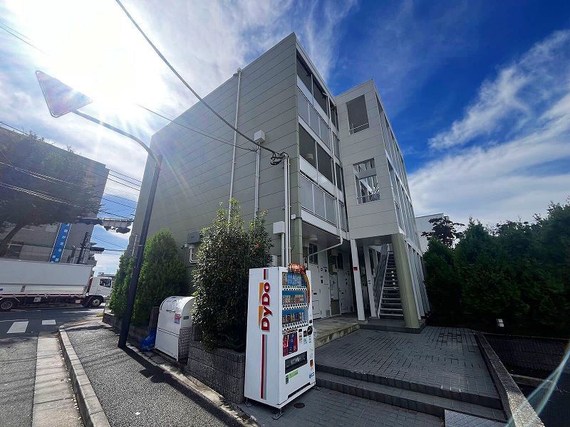 レオパレススターコート八雲台 外観