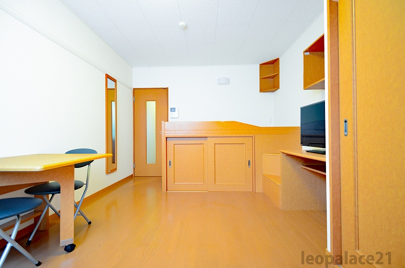 レオパレス風紋 寝室