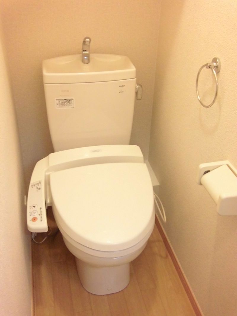 レオパレスアルシオン トイレ