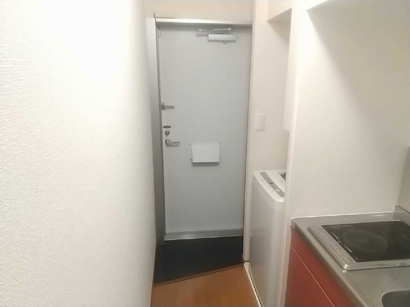 レオパレスＭＡＣＨＩＤＡ 玄関