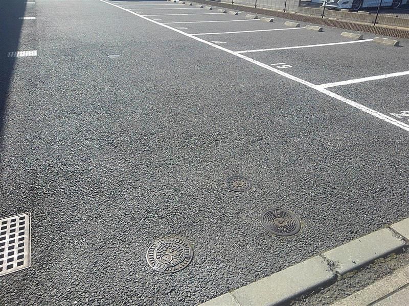 レオネクストエタニティ 駐車場