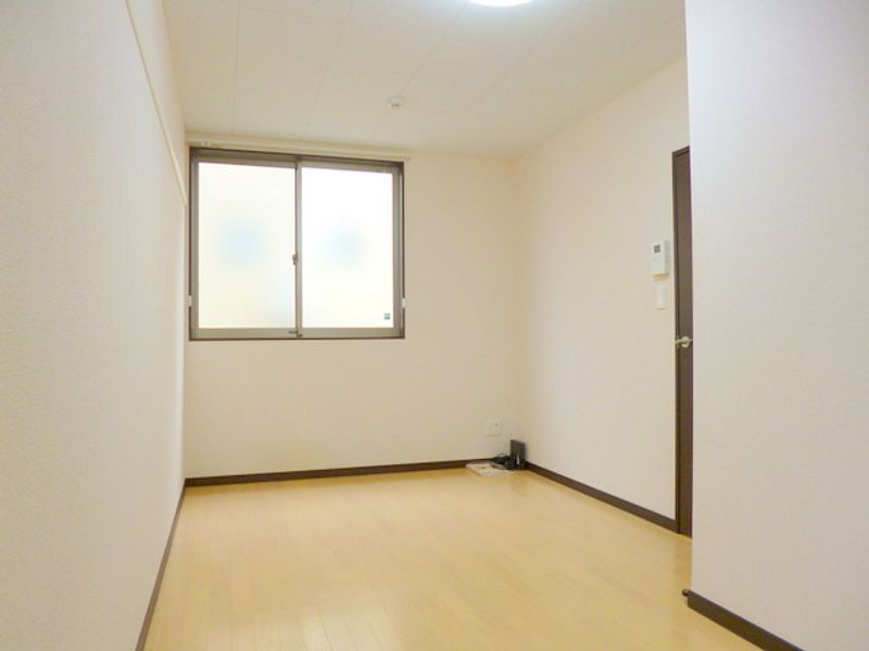 レオネクストアーミリージュ 居間