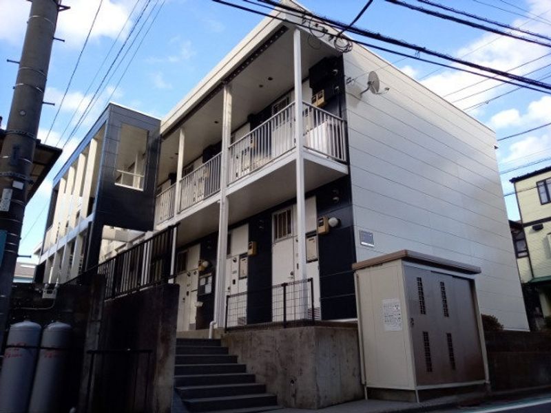 レオパレス城 外観