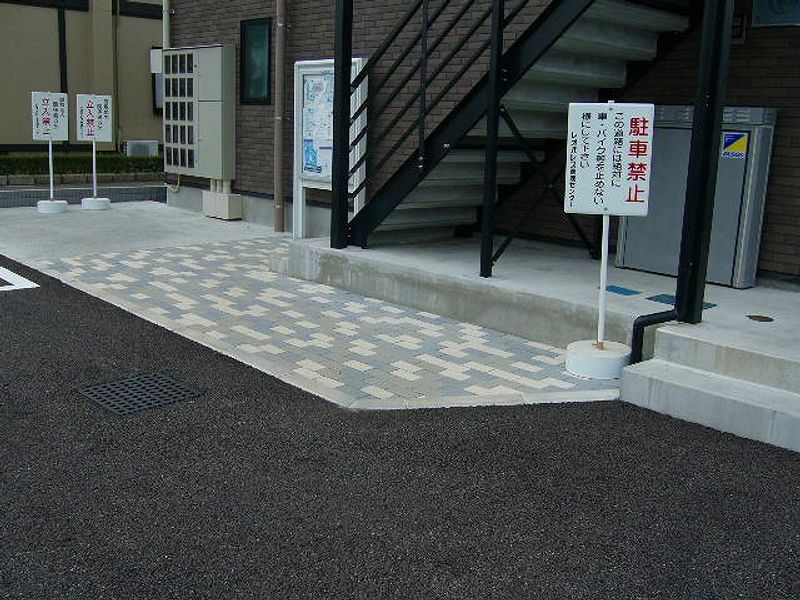 レオネクストウィル エントランス