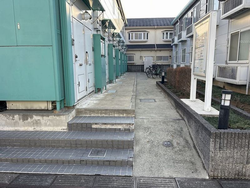leopalace Raisin Entrance