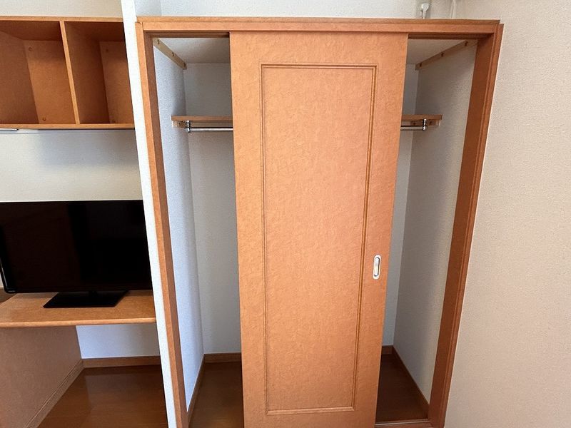 レオパレスリスピー 収納
