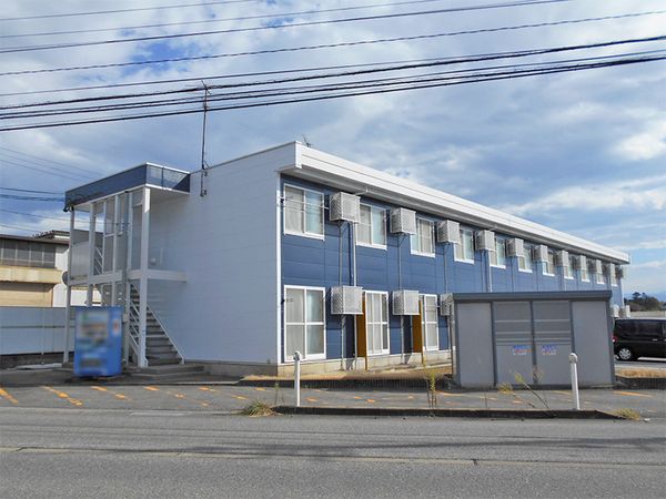 レオパレスやすらぎ 外観