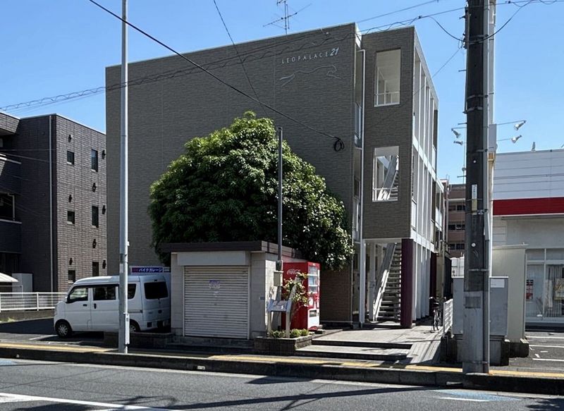 レオパレスサンファーム 外観