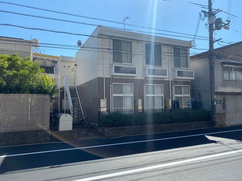 レオパレス西町 外観
