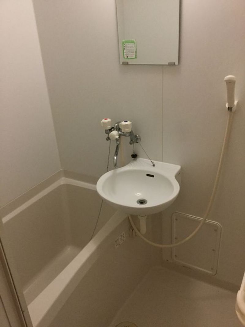 レオパレスフロンティア 風呂