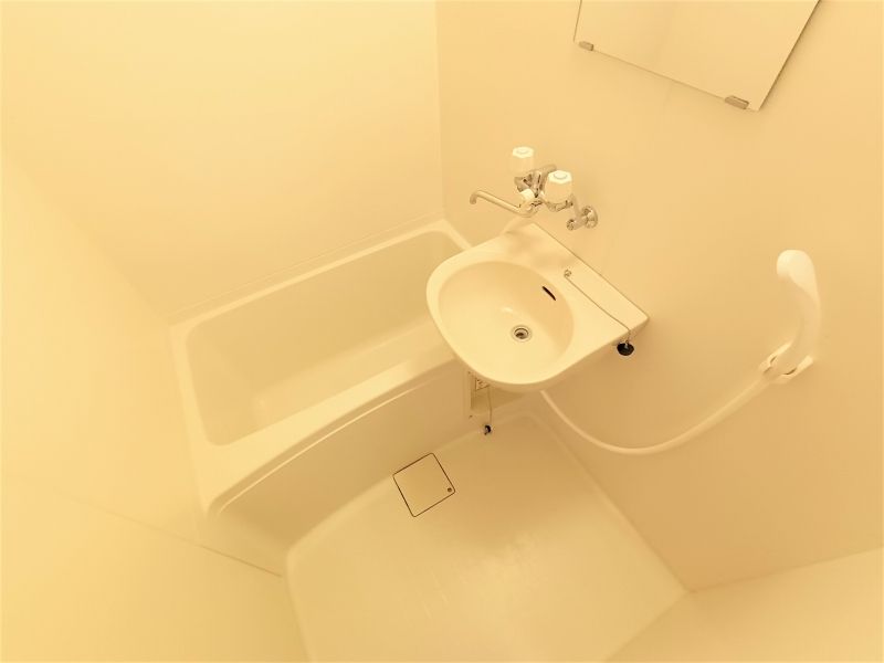 レオパレスＦＵＫＯＮＯ壱番館 風呂