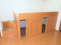 レオパレスブルガリ 収納