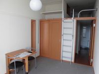 レオパレスアルキオネ 居間