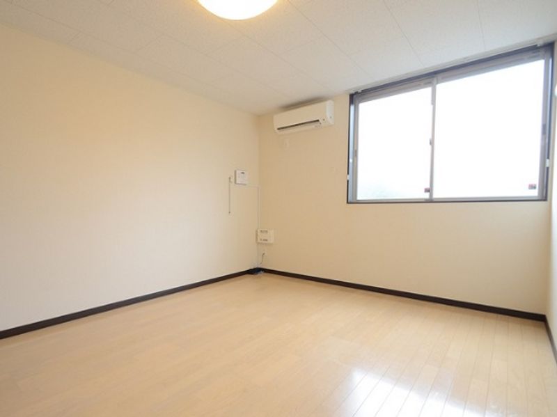 レオネクストＲＹＵＳＥＩ 居間