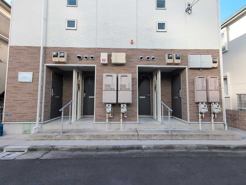 LEONEXT Estrelita 입구