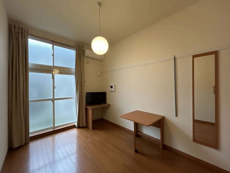 レオパレスｓａｋｕｒａ 居間