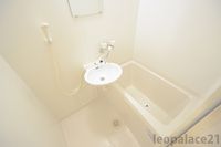 レオパレスＫ　ＨＡＵＳ撫養 風呂