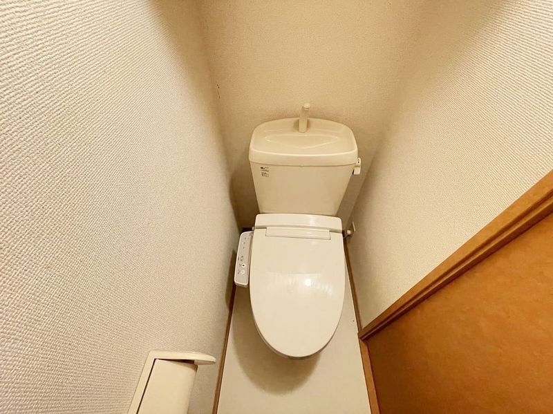レオパレスＩＳＨＩＤＵＭＩ トイレ