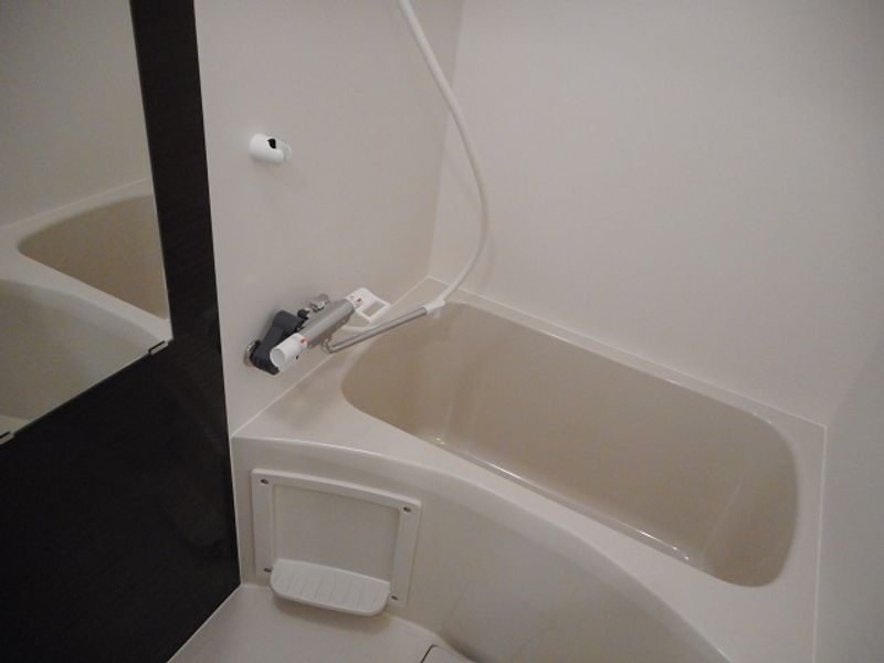 クレイノサントウソウ 風呂