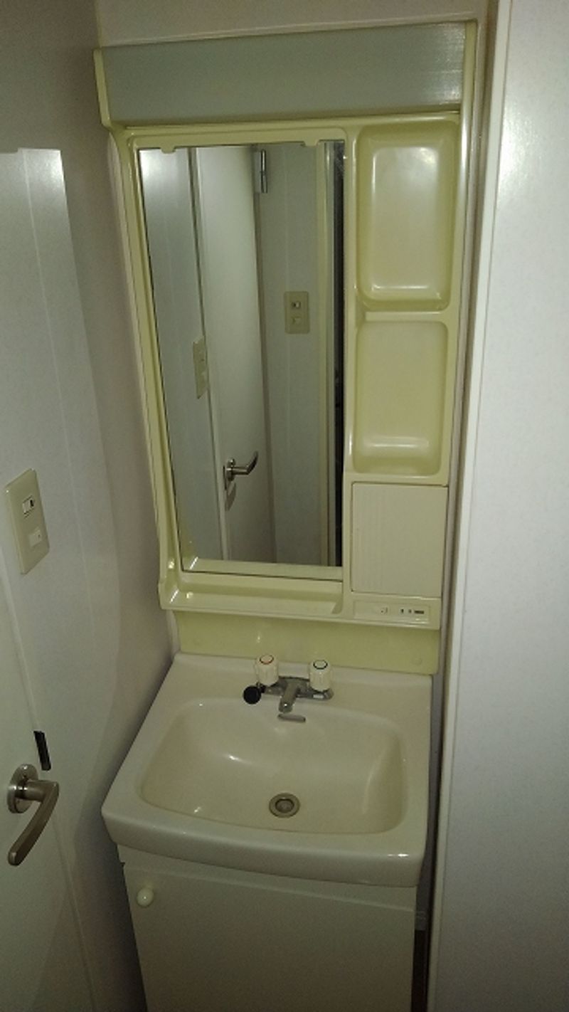 レオパレスシャルム 洗面所