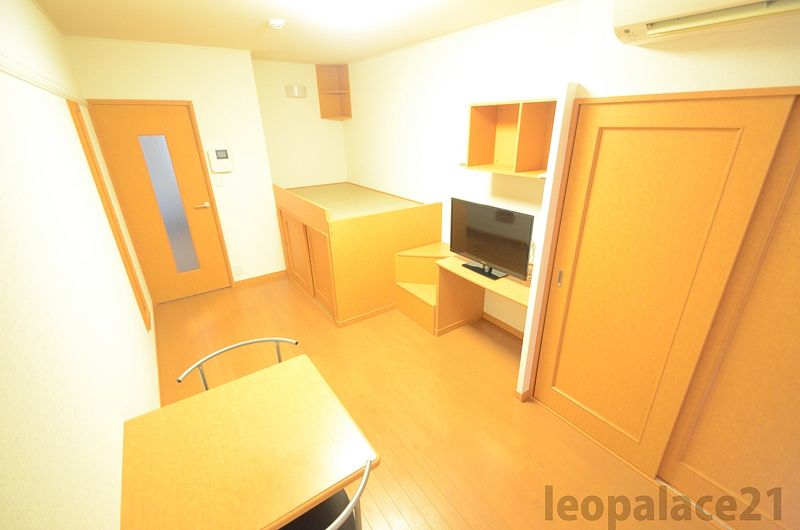 leopalace Crescent 客厅